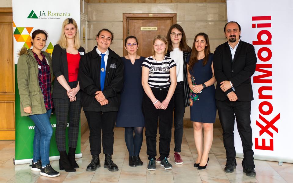 ål Skære Nervesammenbrud Sci-Tech Challenge 2019 Romania: 5 people from Constanta to represent the  country in the European competition - AdHugger